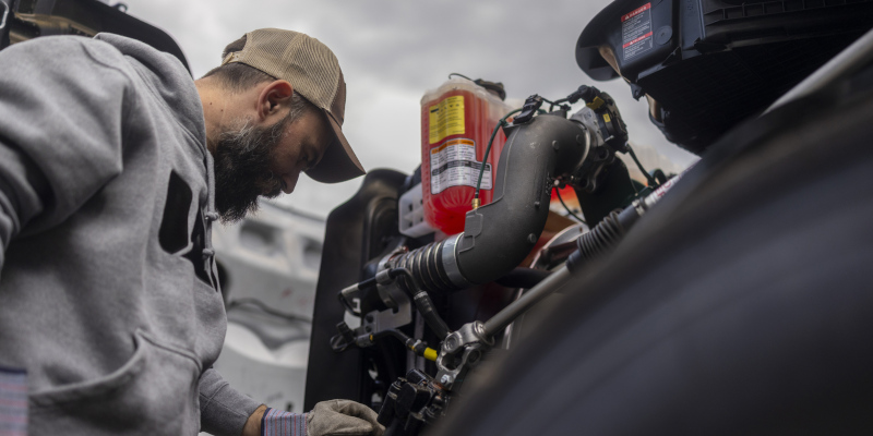 Mobile Diesel Mechanic in Kenduskeag, Maine